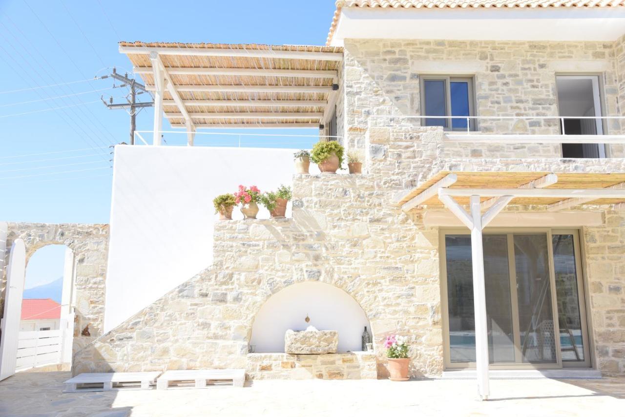 Laini Luxury Suites Pombia Exterior foto