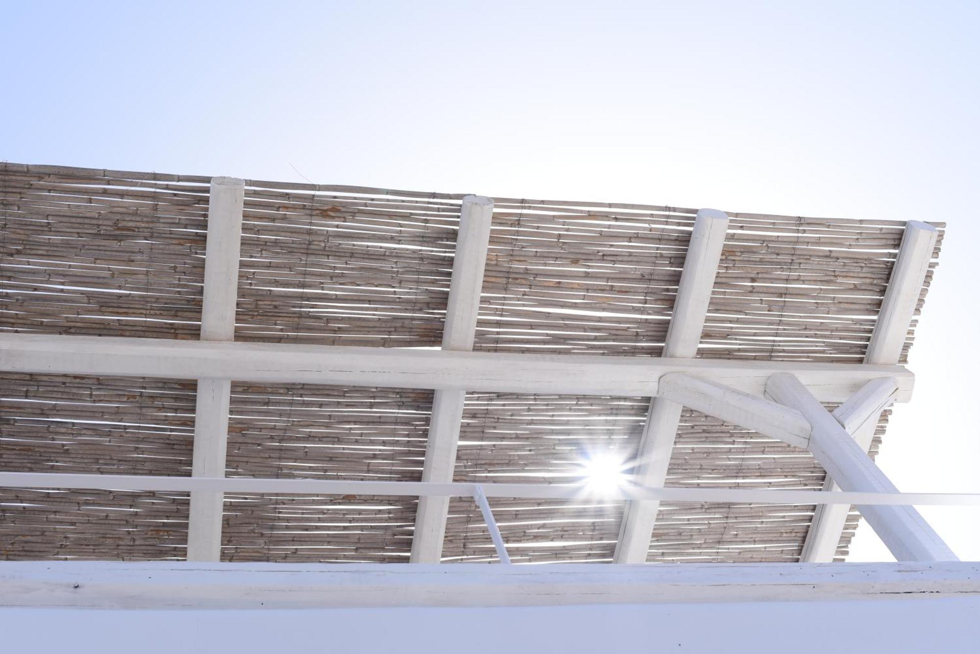 Laini Luxury Suites Pombia Exterior foto